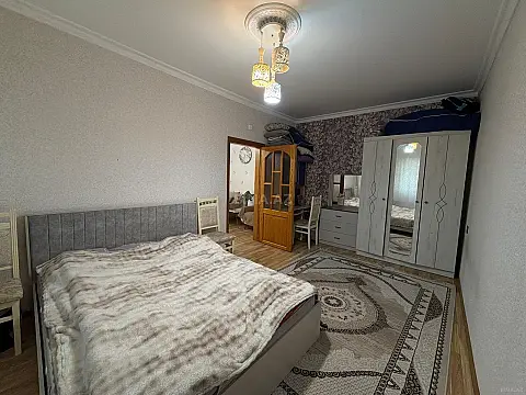 Satılır 4 otaqlı mənzil 85 m²