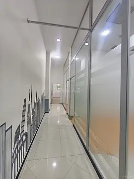 Kirayə verilir 4 otaqlı ofis 93 m²