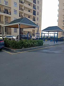 Kirayə verilir 3 otaqlı mənzil 130 m²