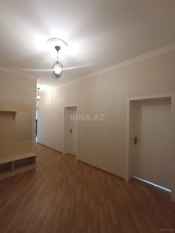 Kirayə verilir 3 otaqlı mənzil 130 m²