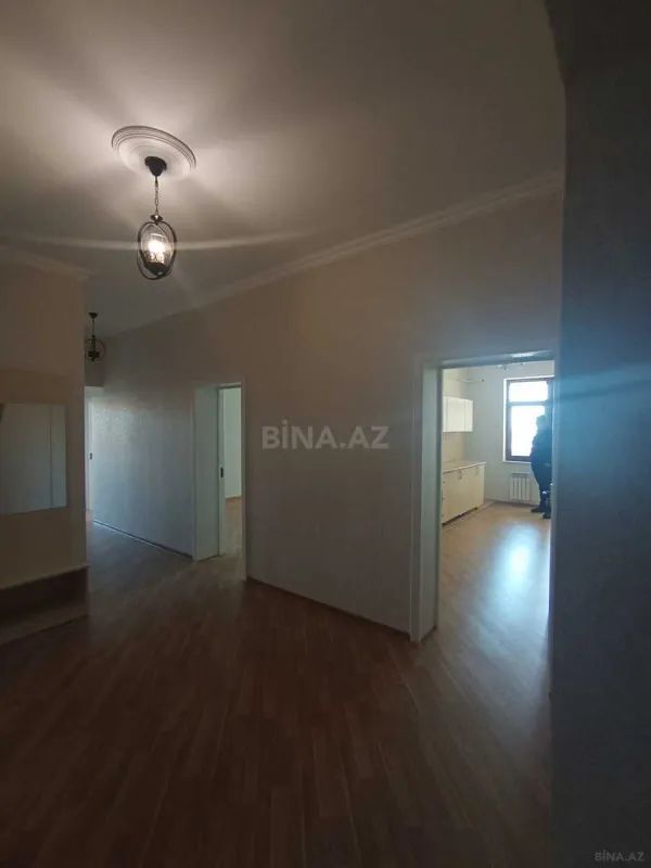 Kirayə verilir 3 otaqlı mənzil 130 m²