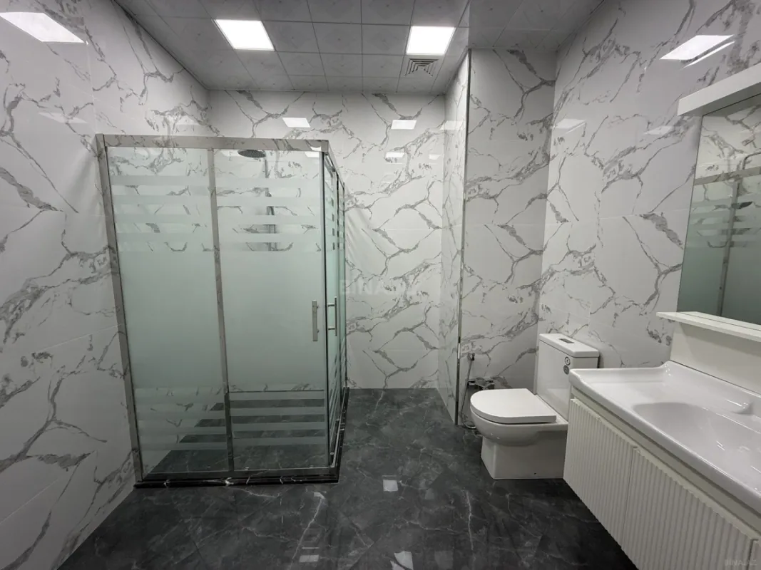 Satılır 3 otaqlı mənzil 150 m²
