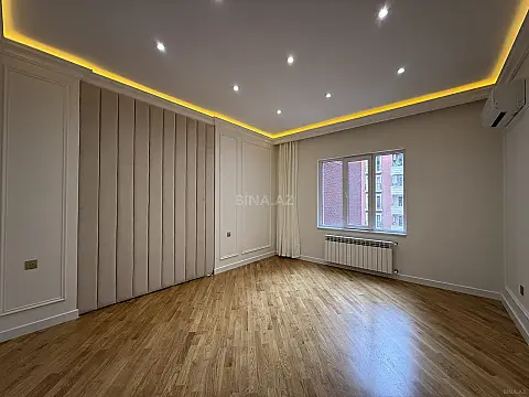 Satılır 3 otaqlı mənzil 150 m²