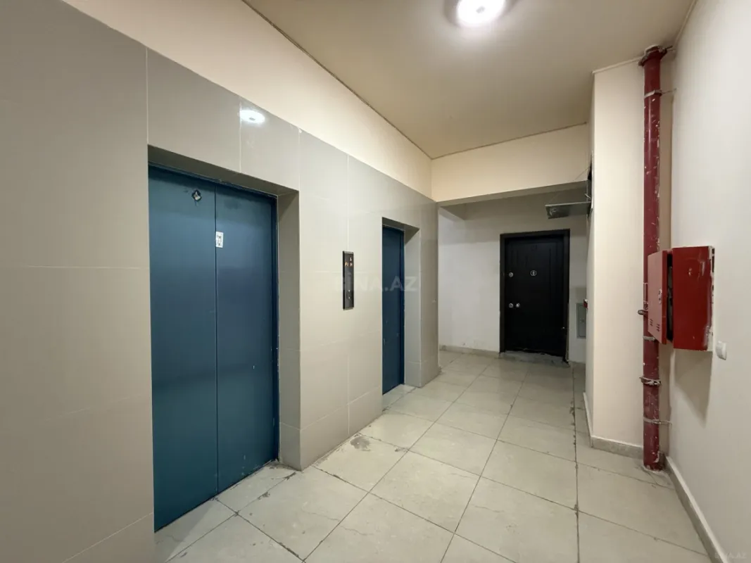 Satılır 3 otaqlı mənzil 150 m²