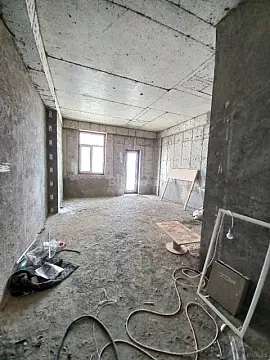 Satılır 3 otaqlı mənzil 142 m²