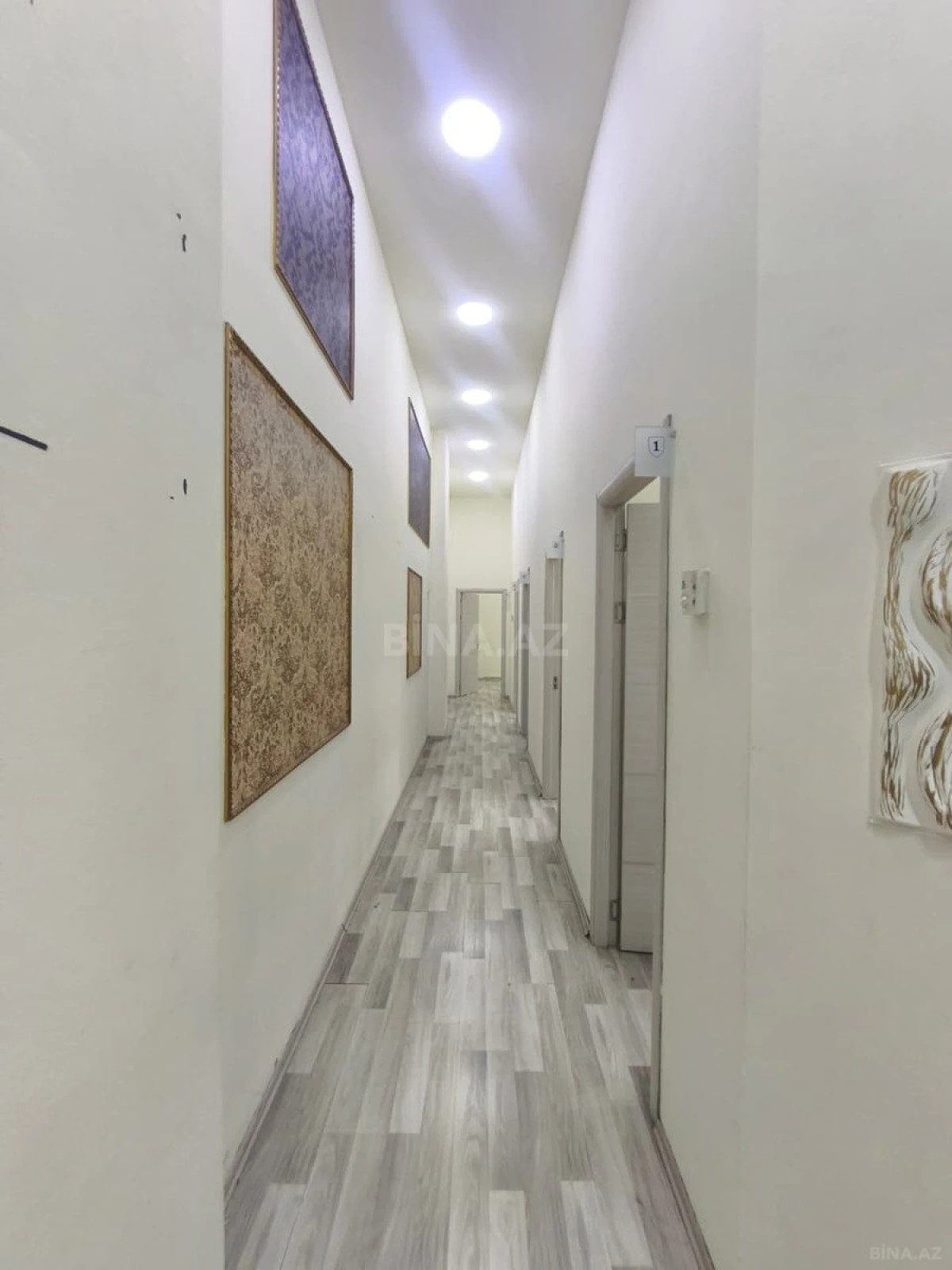 Kirayə verilir 4 otaqlı ofis 83 m²