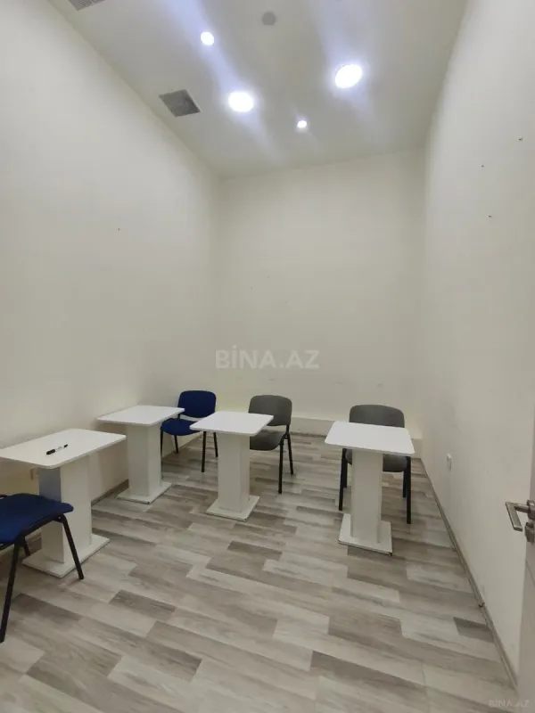 Kirayə verilir 4 otaqlı ofis 83 m²