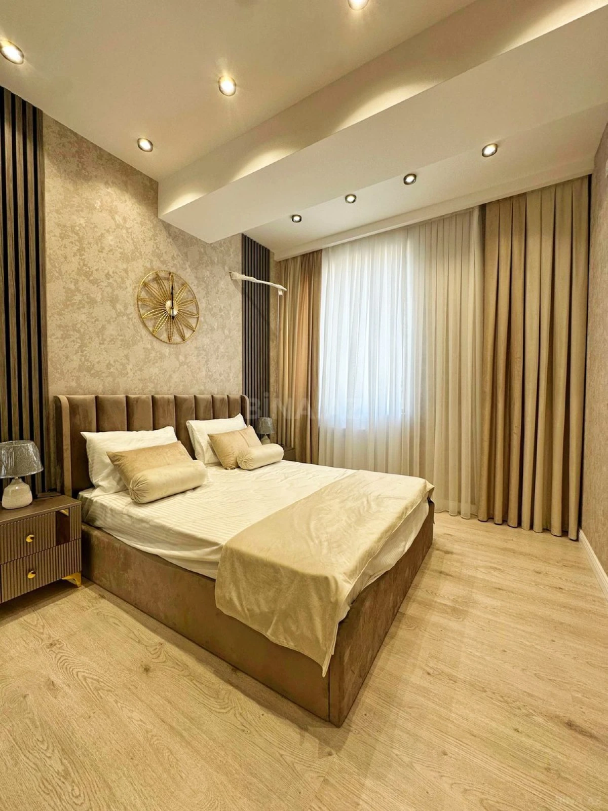 Satılır 3 otaqlı mənzil 82 m²