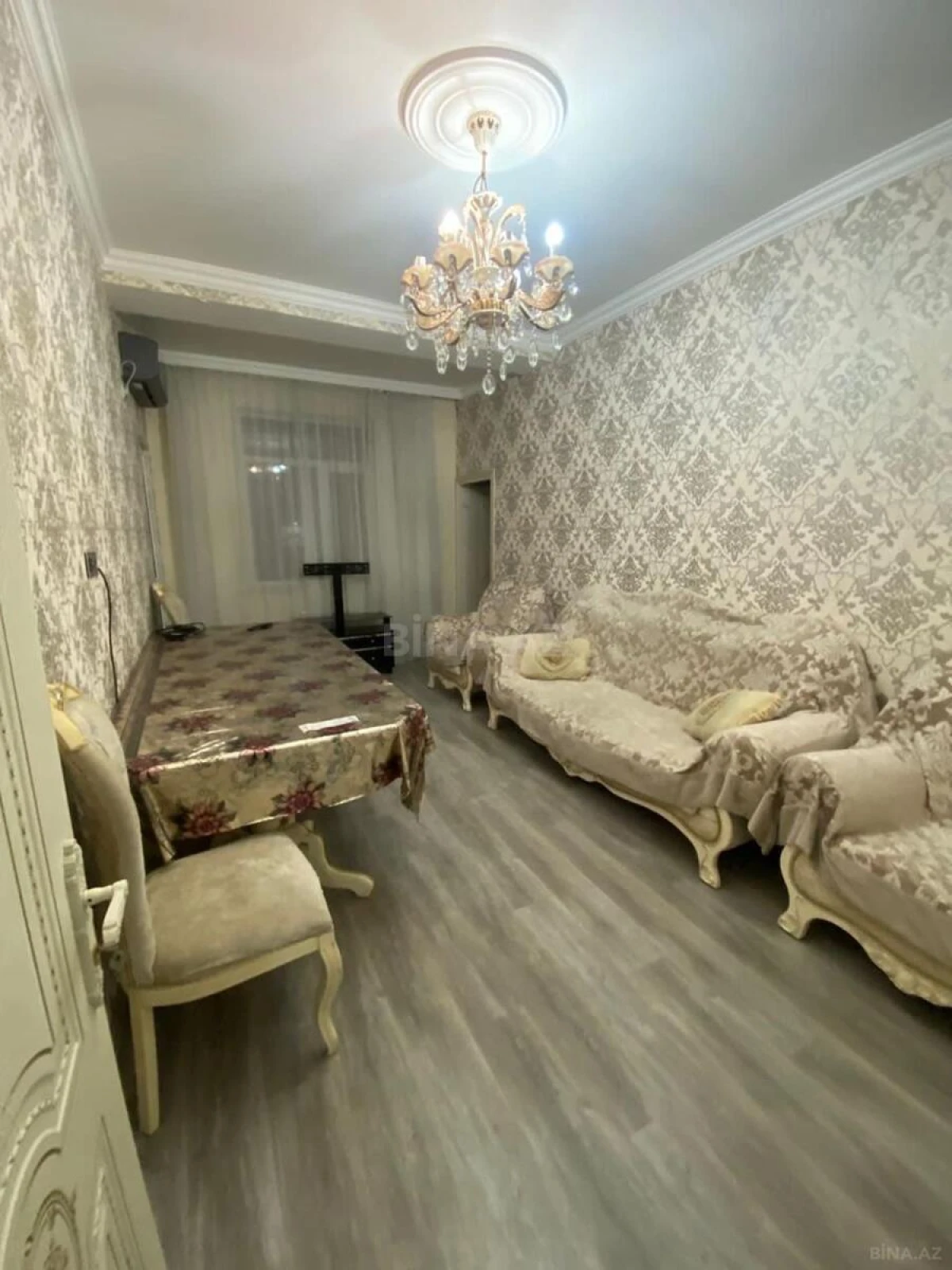 Satılır 2 otaqlı mənzil 55 m²