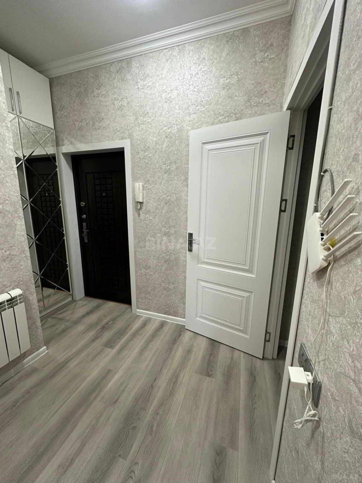 Kirayə verilir 2 otaqlı mənzil 55 m²