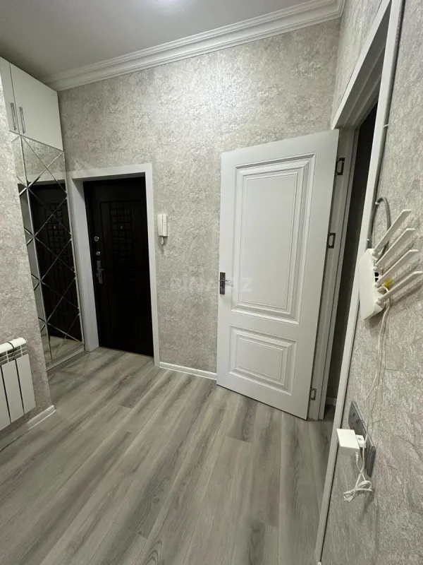 Kirayə verilir 2 otaqlı mənzil 55 m²