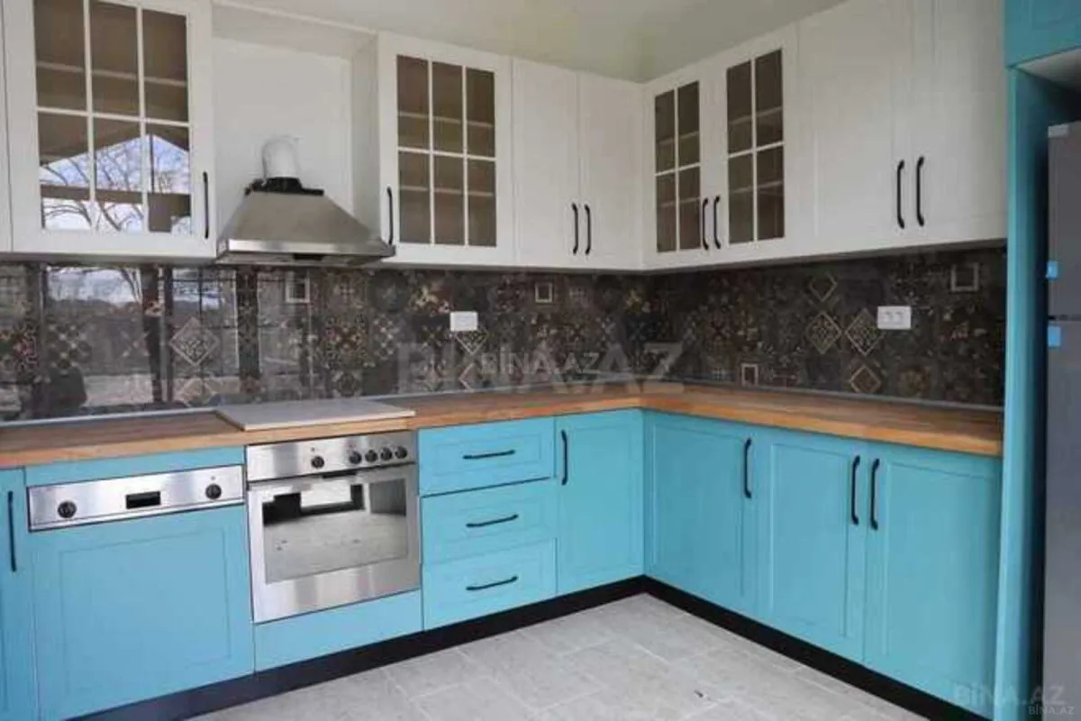 Kirayə verilir 4 otaqlı həyət evi 200 m²