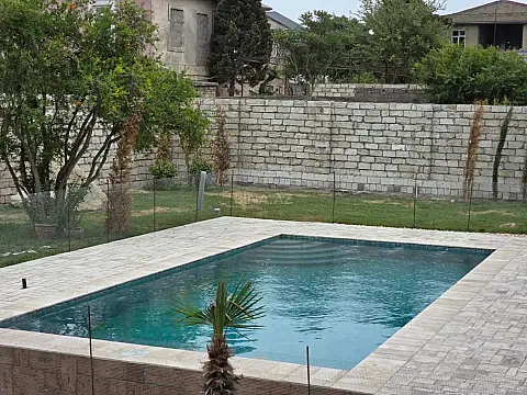 Kirayə verilir 4 otaqlı həyət evi 200 m²