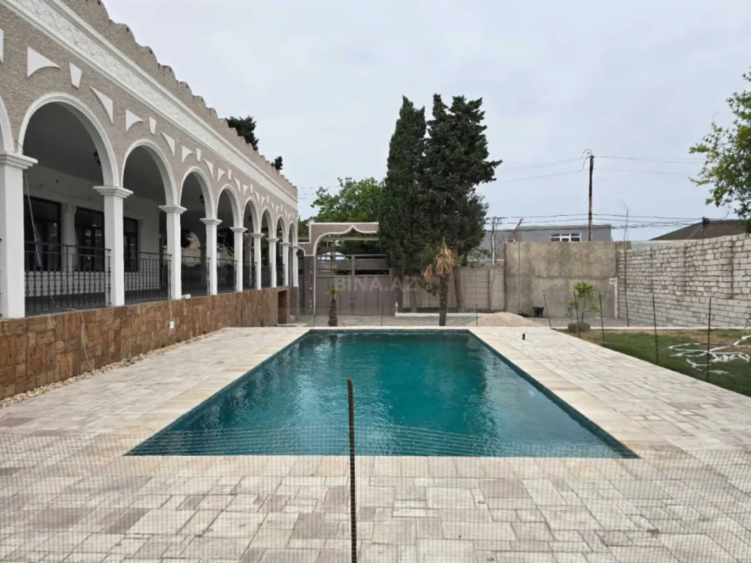 Kirayə verilir 4 otaqlı həyət evi 200 m²