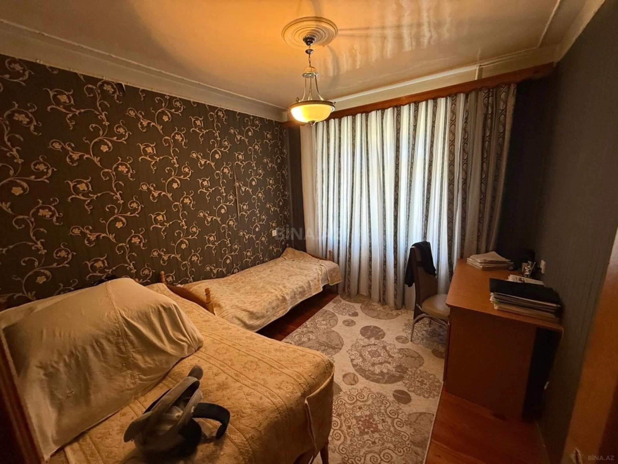 Satılır 5 otaqlı mənzil 120 m²
