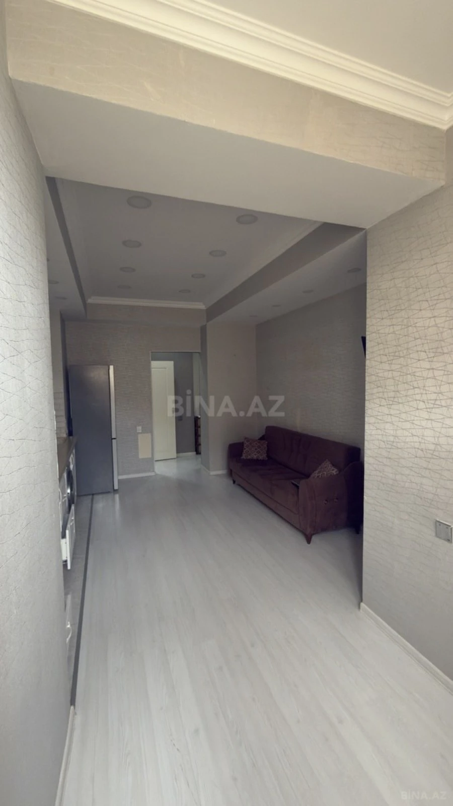 Kirayə verilir 1 otaqlı mənzil 68 m²