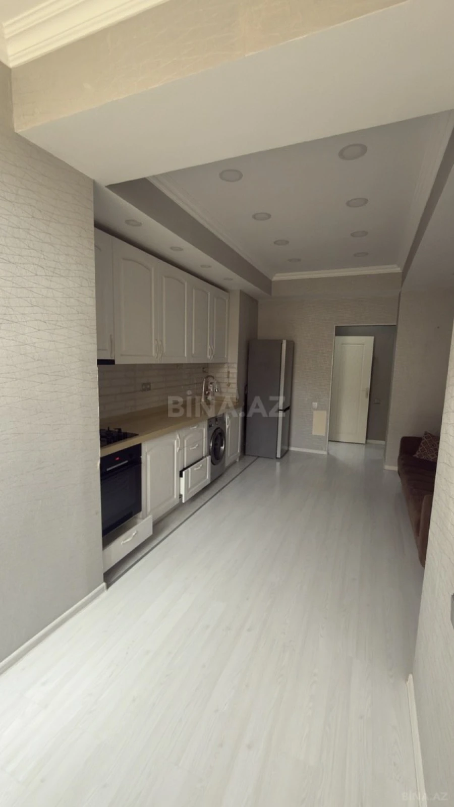 Kirayə verilir 1 otaqlı mənzil 68 m²