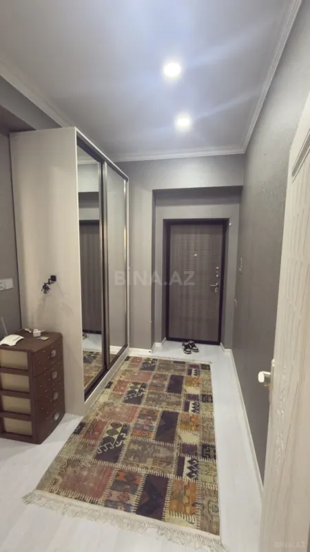Kirayə verilir 1 otaqlı mənzil 68 m²