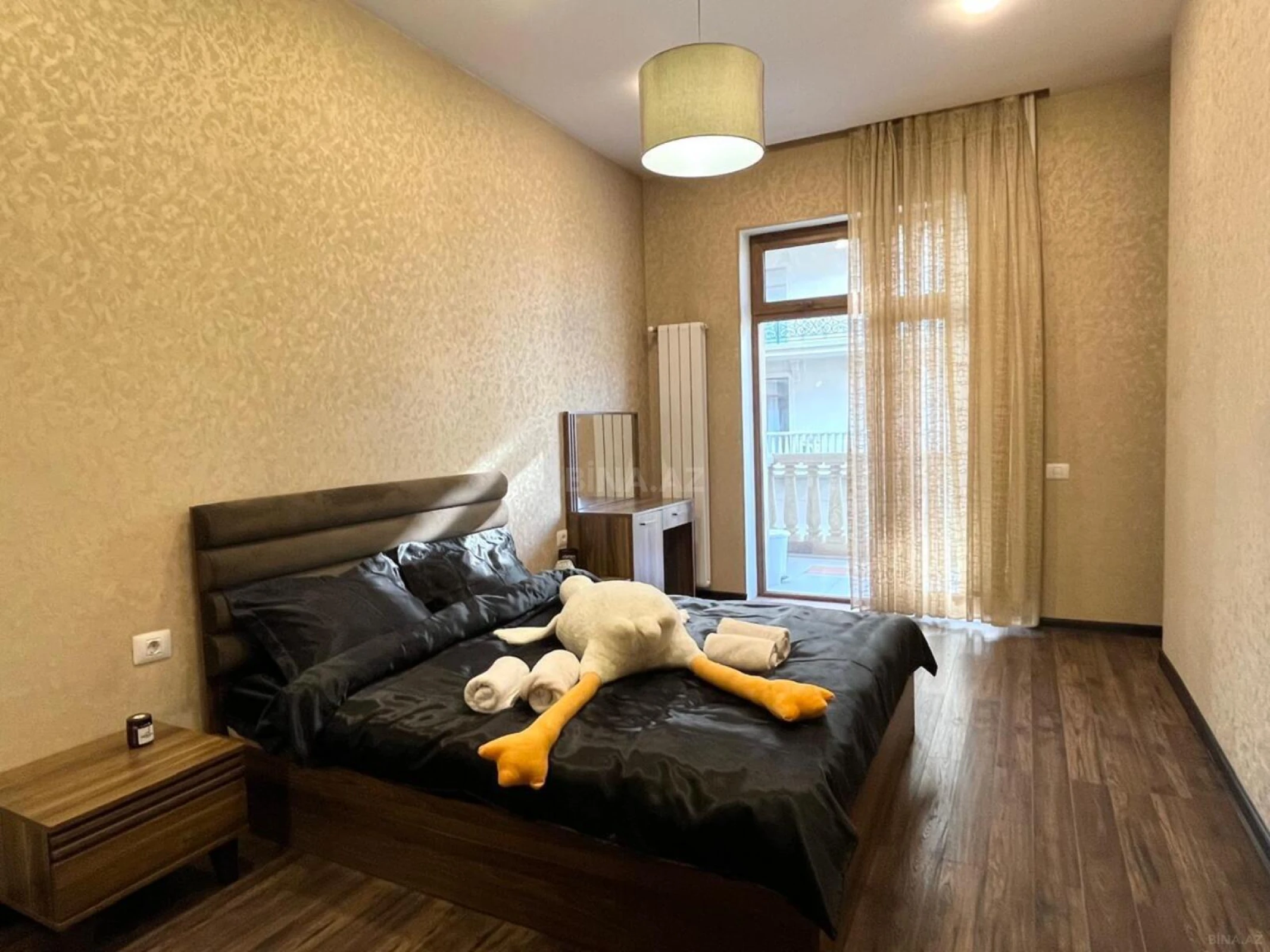 Satılır 2 otaqlı mənzil 58 m²