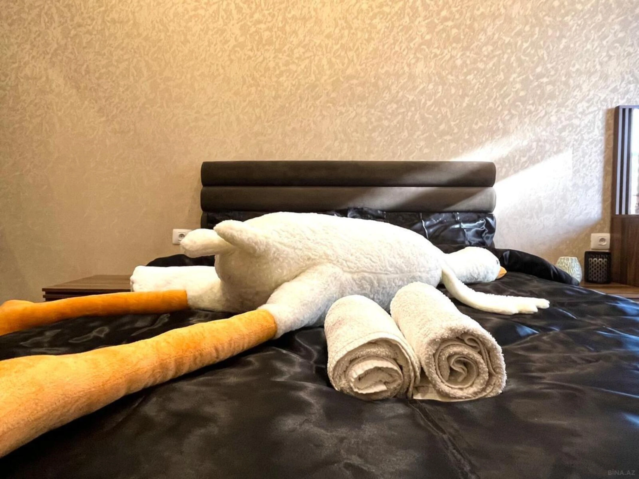 Satılır 2 otaqlı mənzil 58 m²