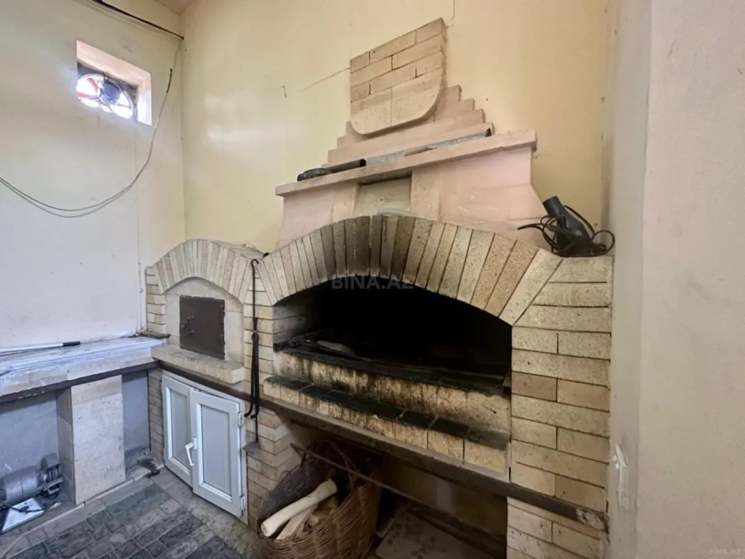 Kirayə verilir 6 otaqlı həyət evi 530 m²