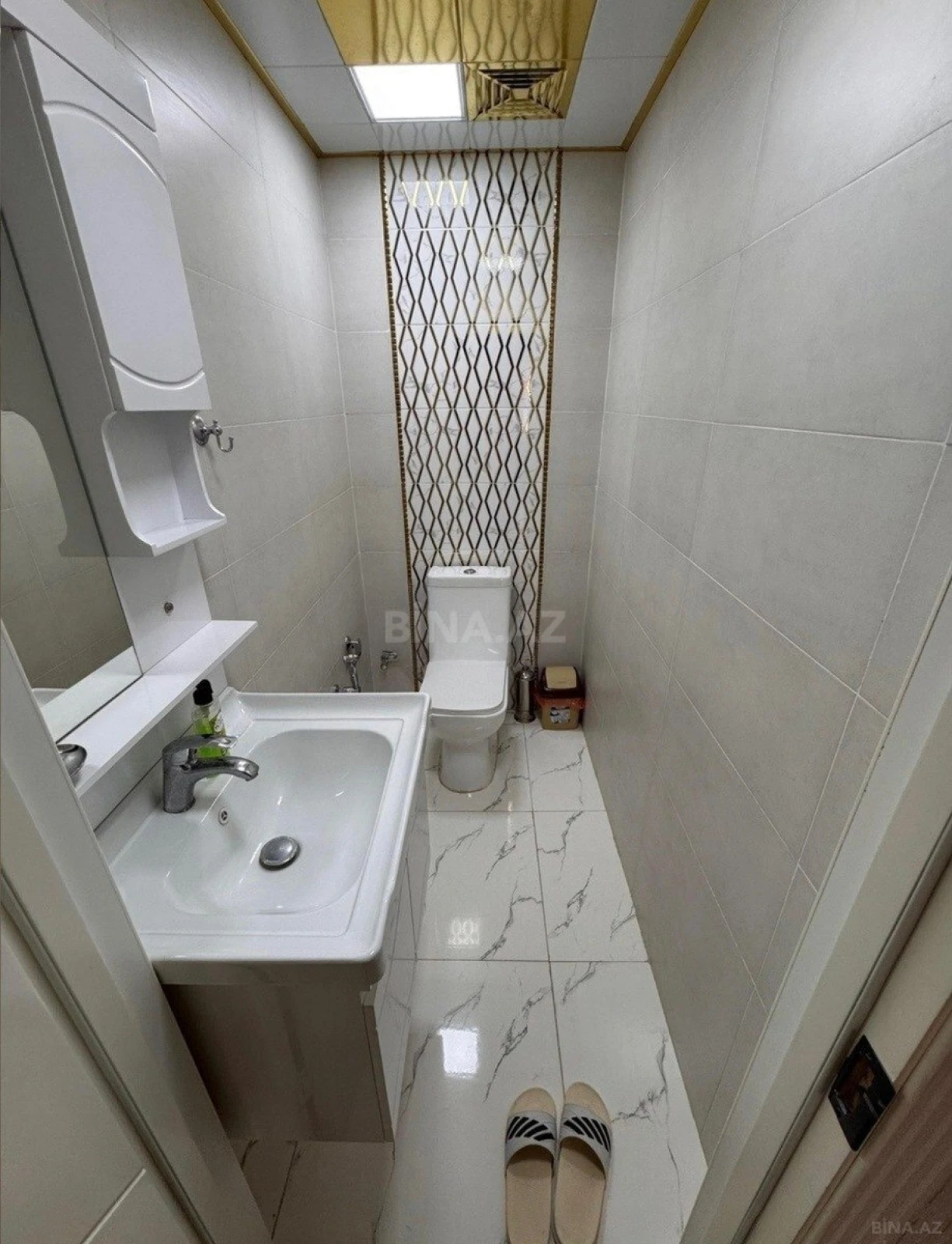 Satılır 4 otaqlı mənzil 135 m²