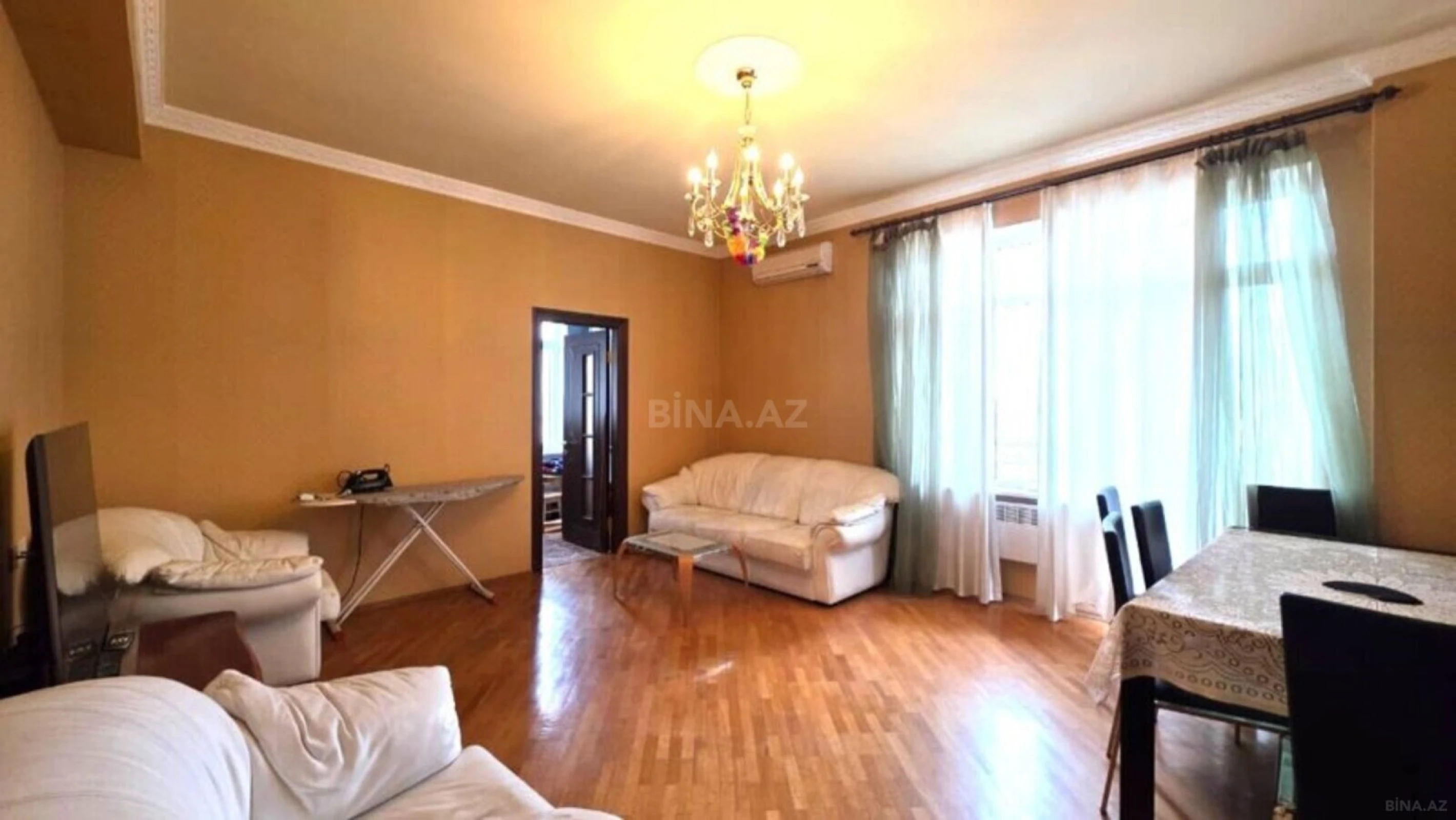 Satılır 3 otaqlı mənzil 105 m²