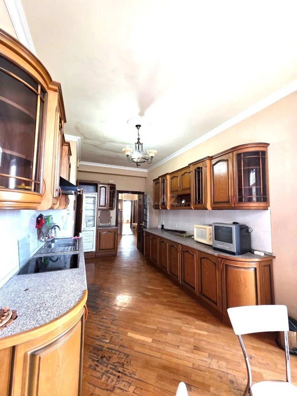 Satılır 3 otaqlı mənzil 105 m²