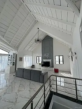 Kirayə verilir qaraj 250 m²