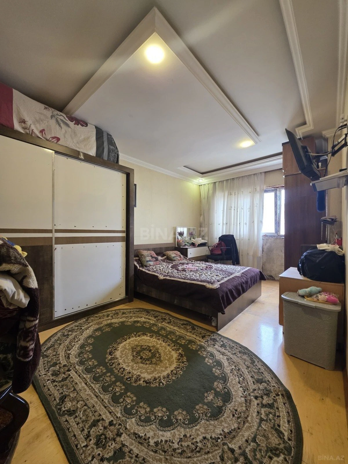 Satılır 5 otaqlı mənzil 125 m²