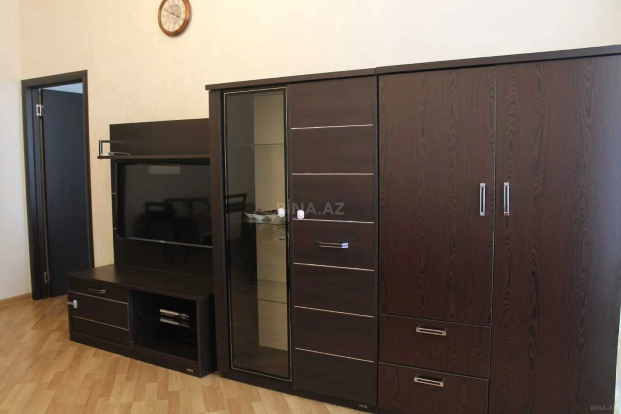 Kirayə verilir 2 otaqlı mənzil 60 m²