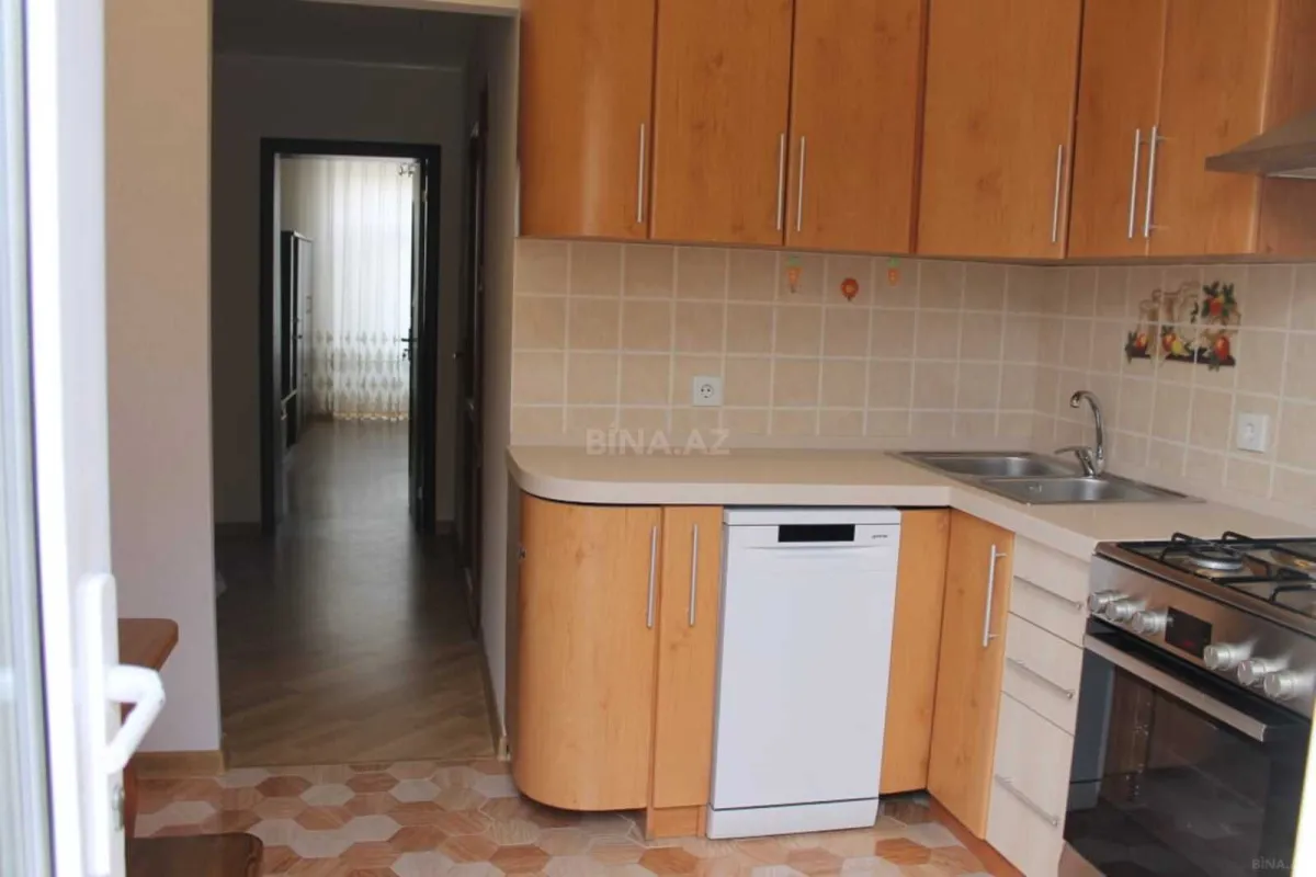 Kirayə verilir 2 otaqlı mənzil 60 m²