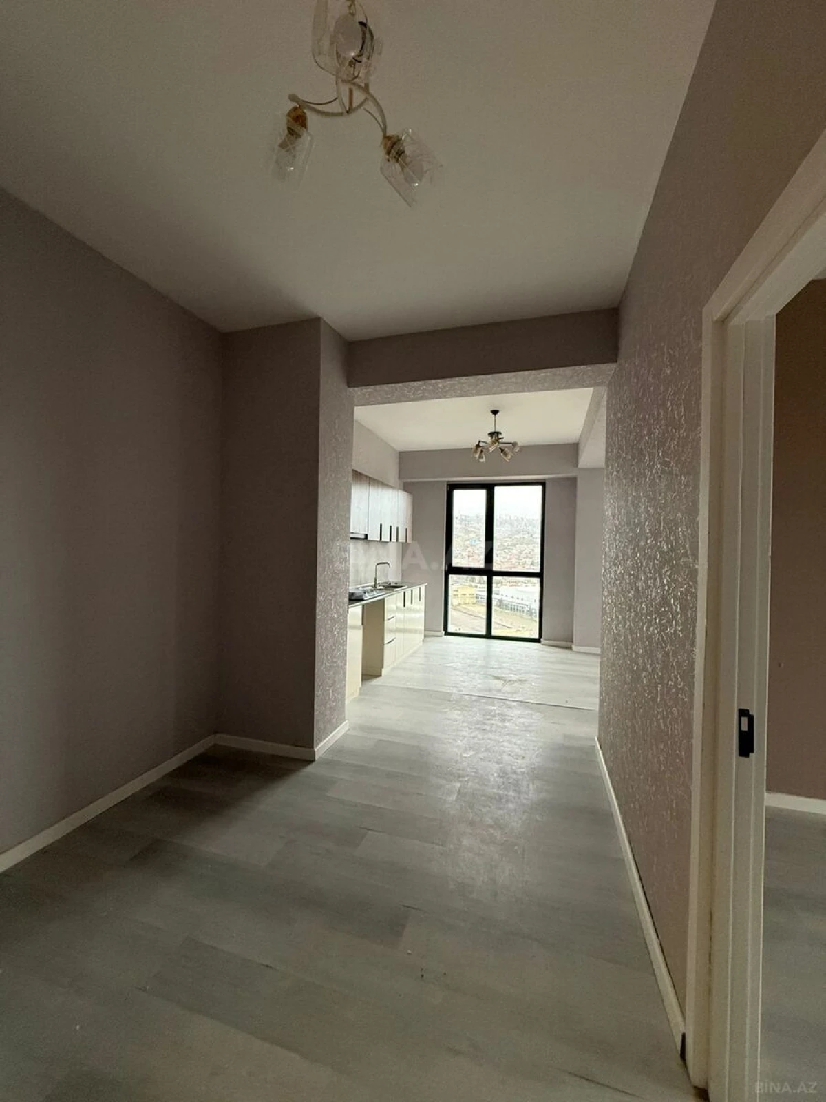 Satılır 3 otaqlı mənzil 80 m²