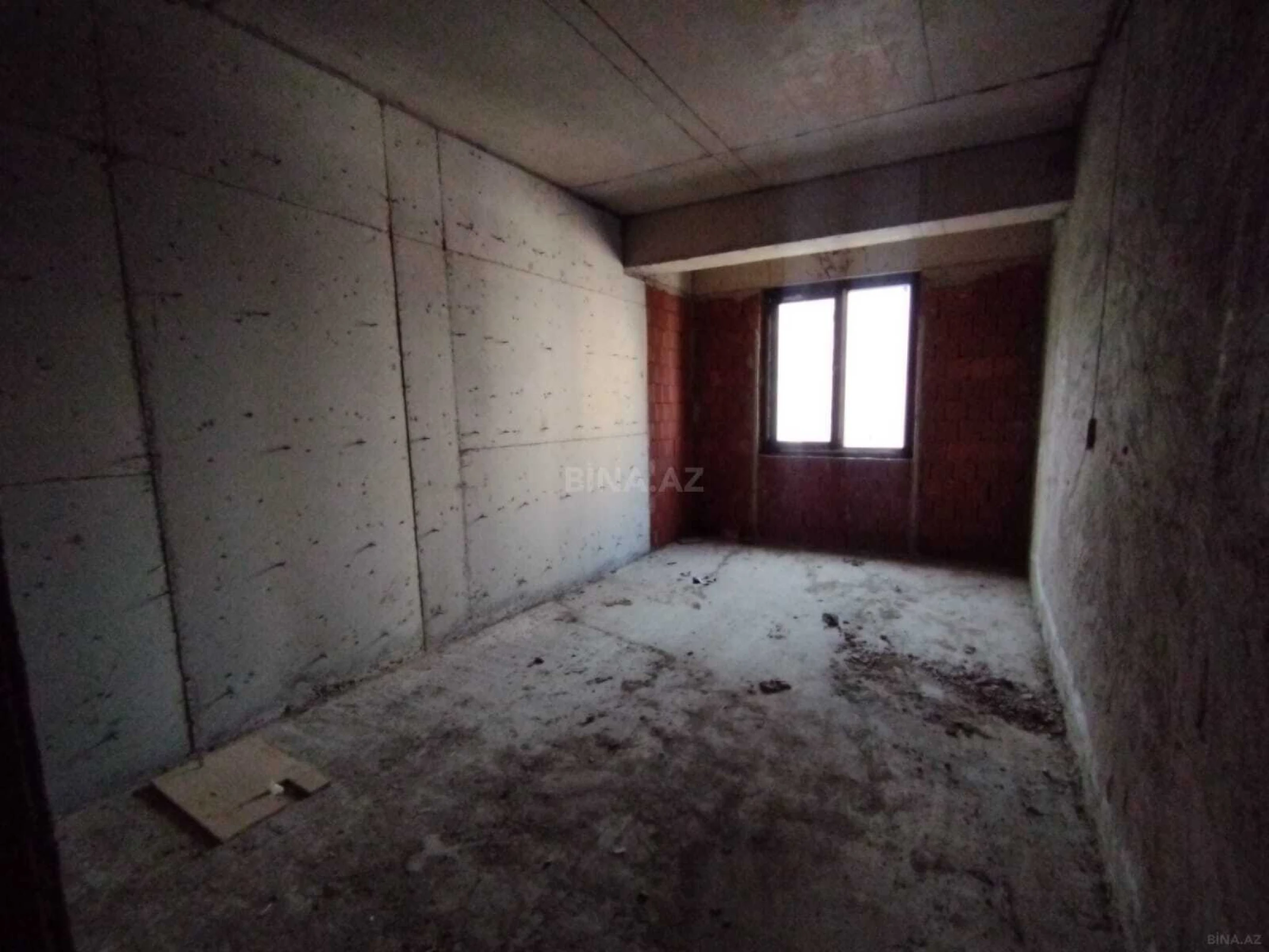 Satılır 1 otaqlı mənzil 53 m²