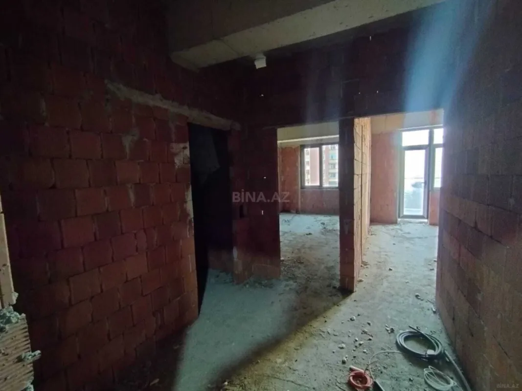 Satılır 1 otaqlı mənzil 53 m²