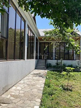 Kirayə verilir 4 otaqlı həyət evi 105 m²