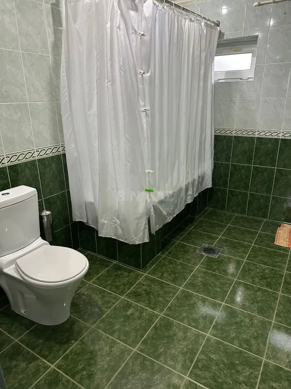 Kirayə verilir 4 otaqlı həyət evi 180 m²