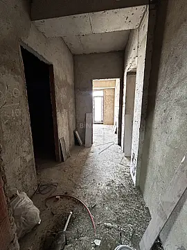 Satılır 1 otaqlı mənzil 56.9 m²