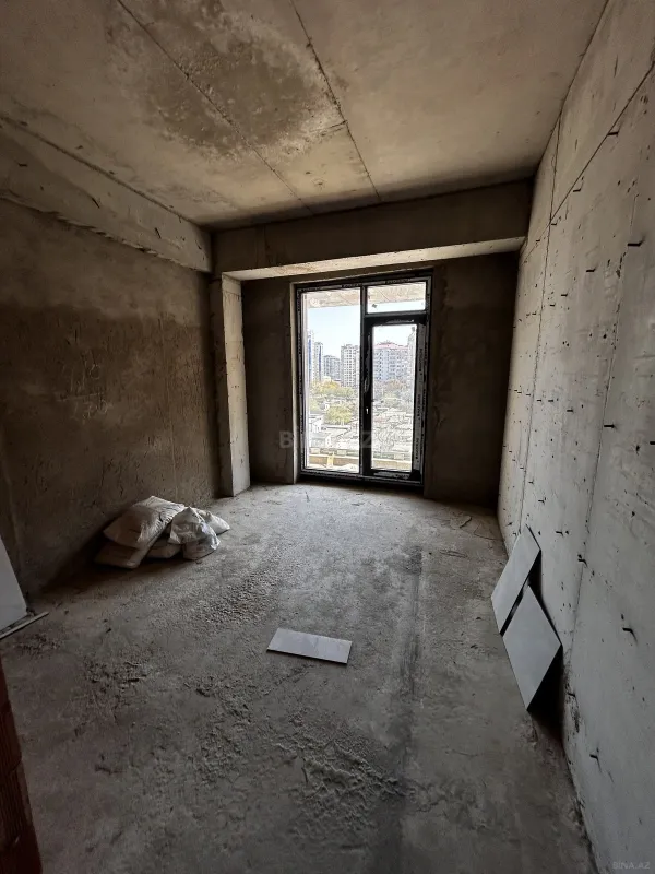 Satılır 1 otaqlı mənzil 56.9 m²