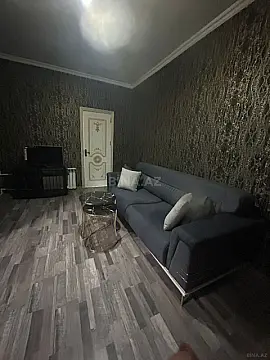 Satılır 2 otaqlı mənzil 42 m²