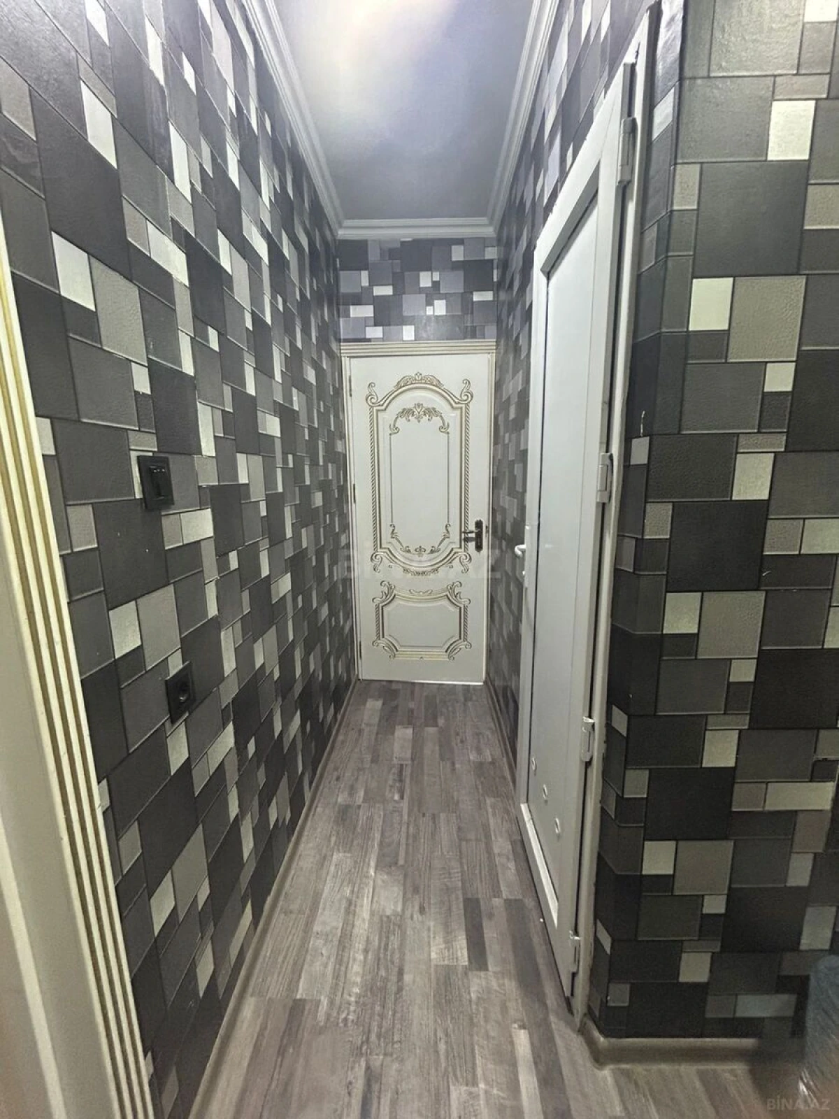 Satılır 2 otaqlı mənzil 42 m²