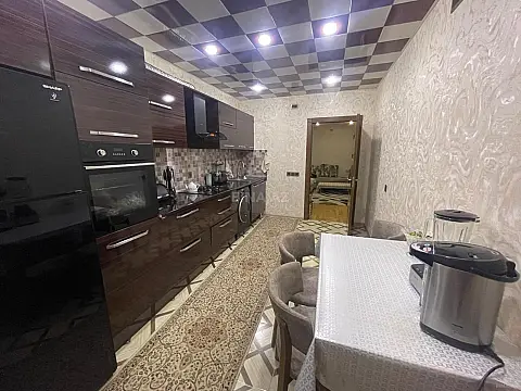 Satılır 3 otaqlı mənzil 106 m²