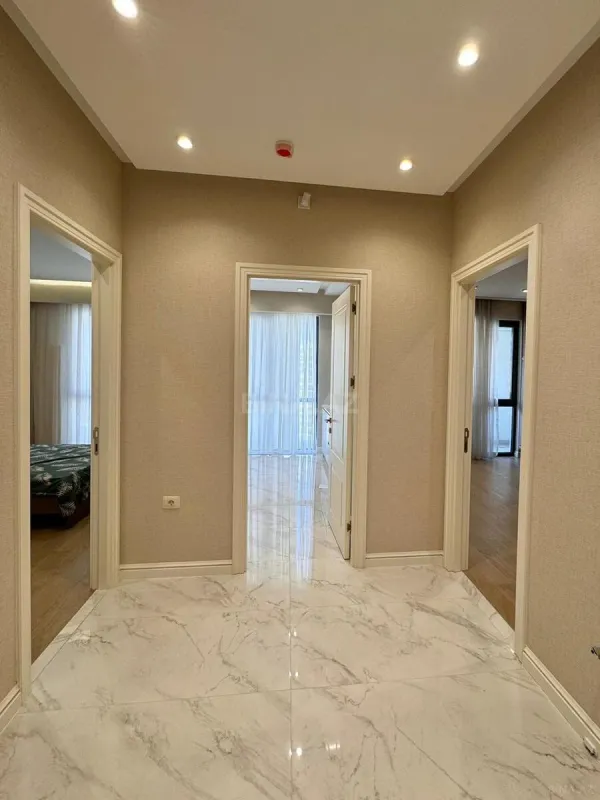 Kirayə verilir 2 otaqlı mənzil 72 m²