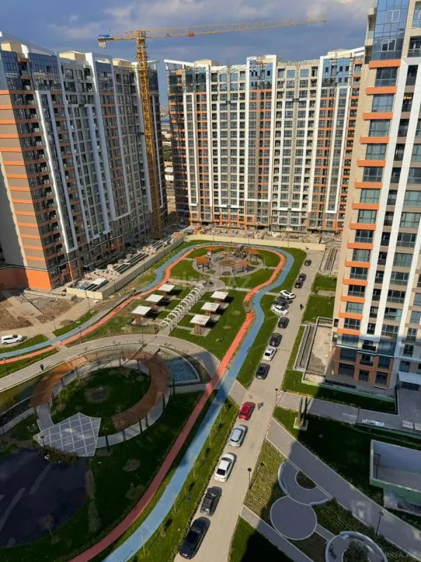 Kirayə verilir 2 otaqlı mənzil 72 m²