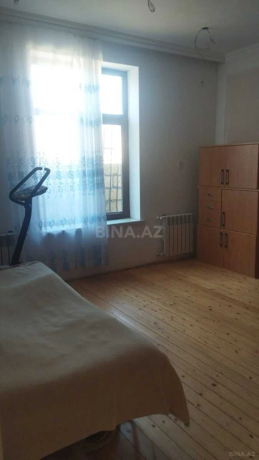 Satılır 5 otaqlı həyət evi 170 m²