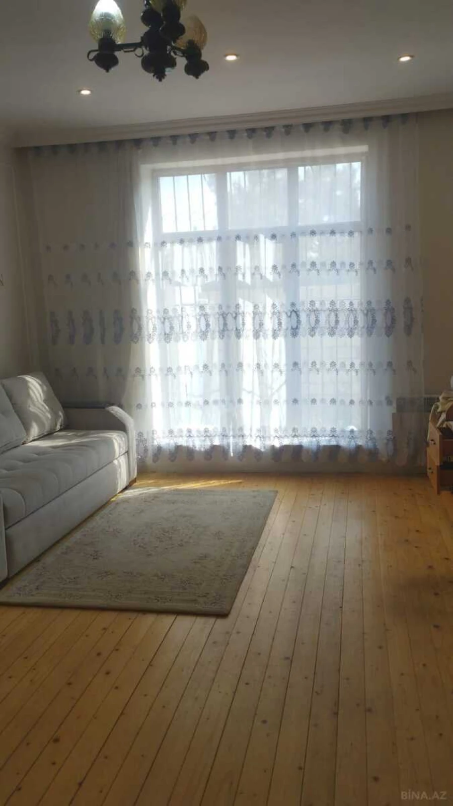 Satılır 5 otaqlı həyət evi 170 m²