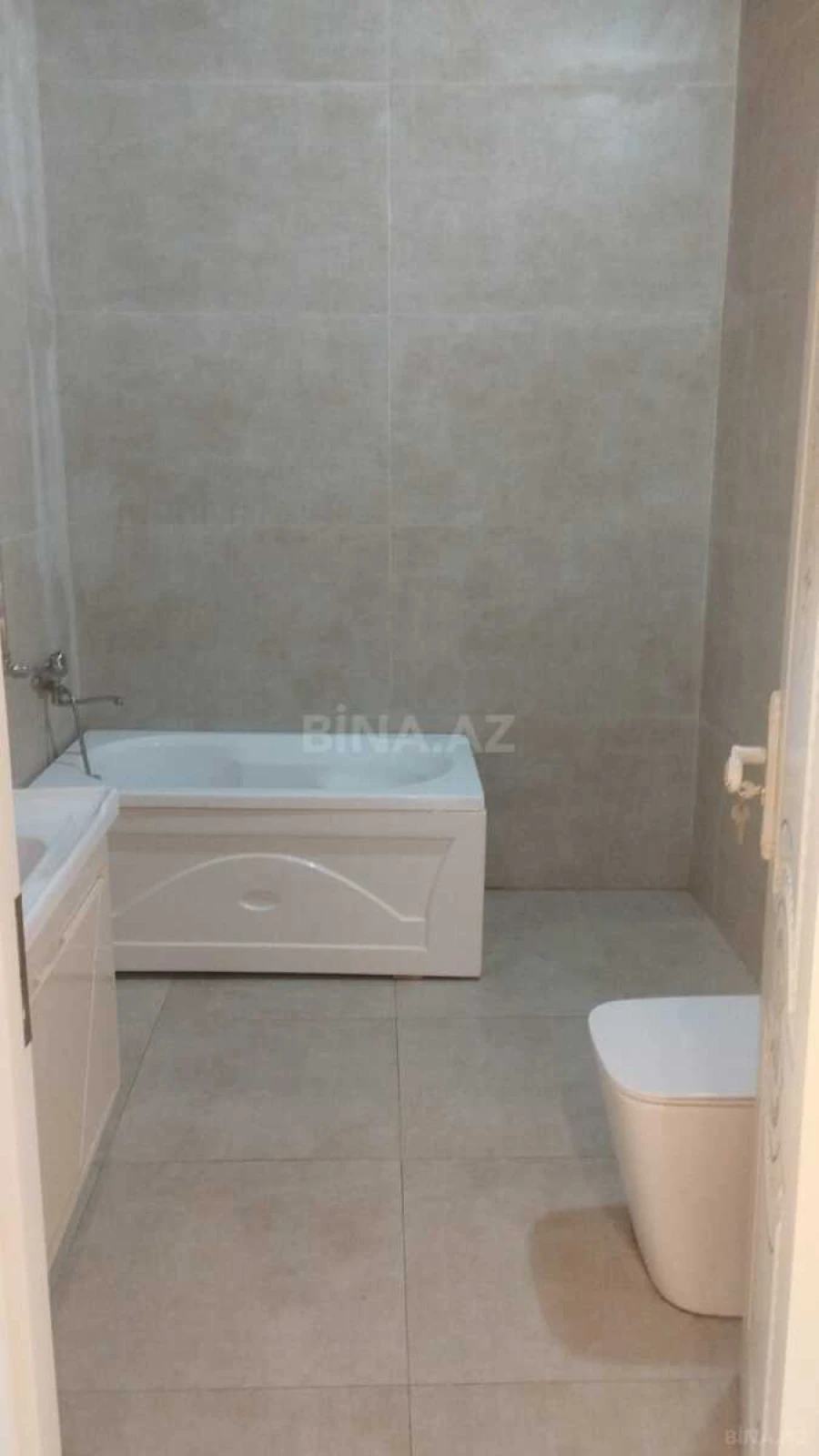 Satılır 5 otaqlı həyət evi 170 m²