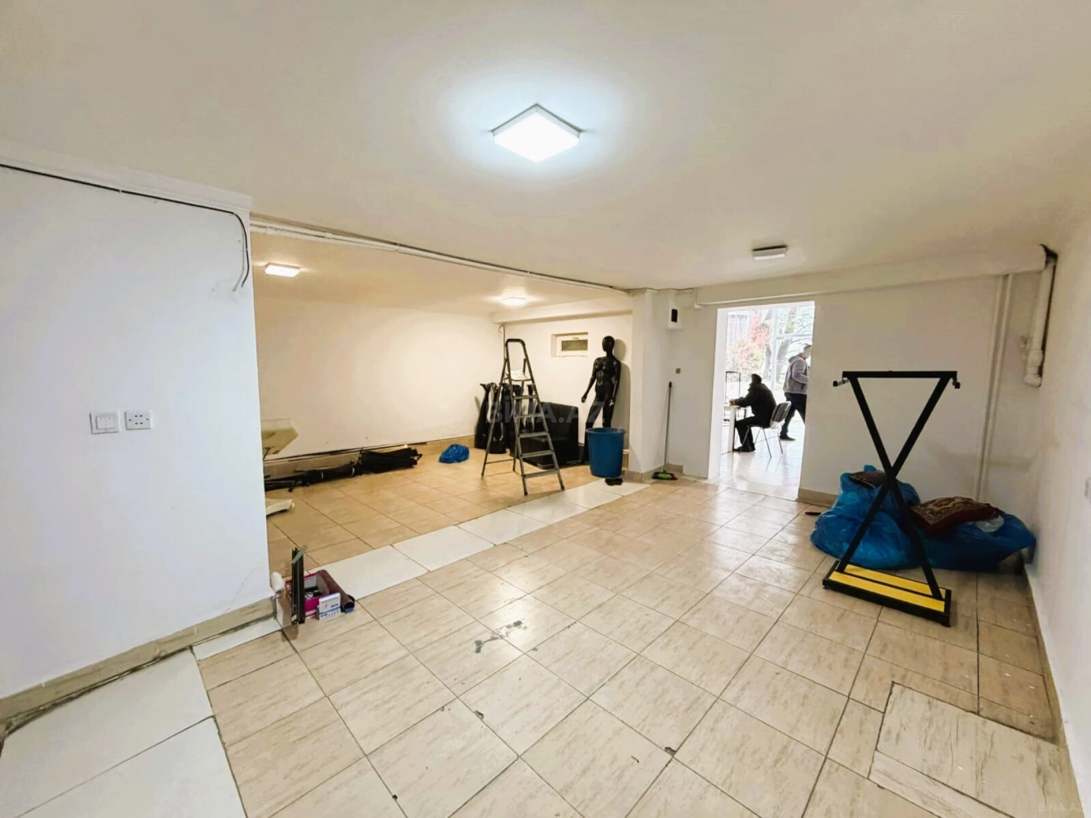 Kirayə verilir obyekt 130 m²