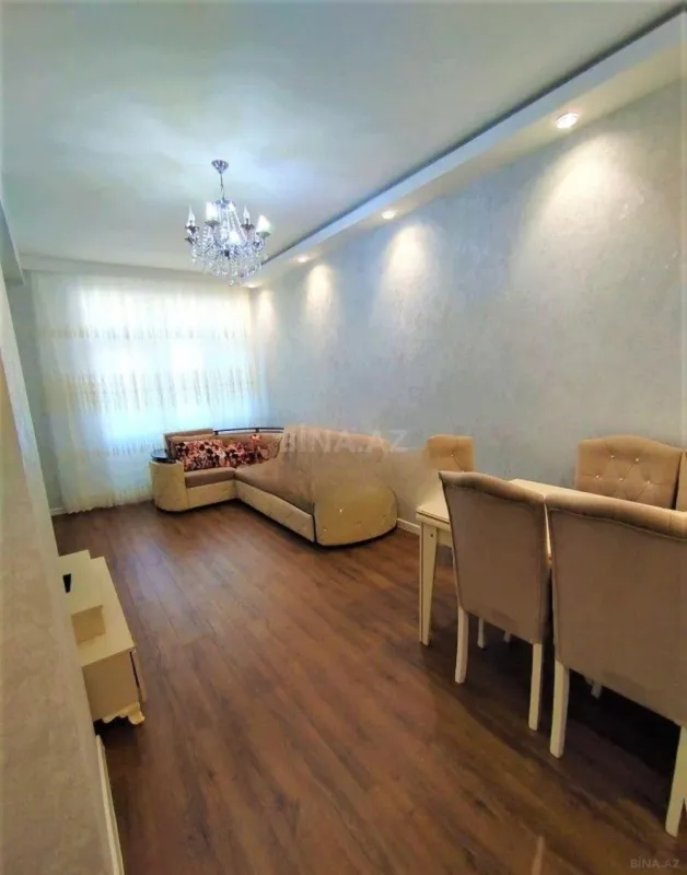 Kirayə verilir 2 otaqlı mənzil 90 m²