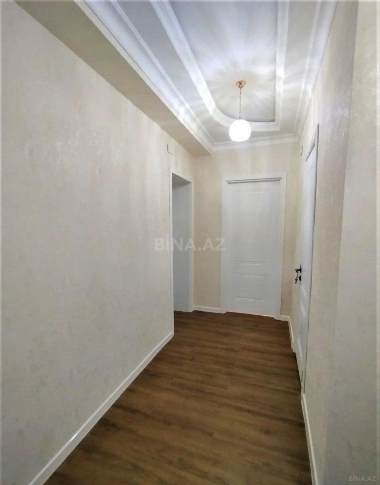 Kirayə verilir 2 otaqlı mənzil 90 m²